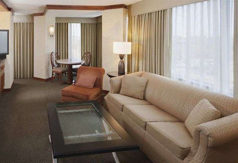 DoubleTree by Hilton Hotel Kansas City-Overland Park  | Overland Park | Kansas | United States 6