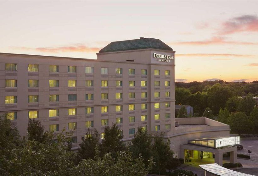 DoubleTree by Hilton Hotel Charlotte Charlotte