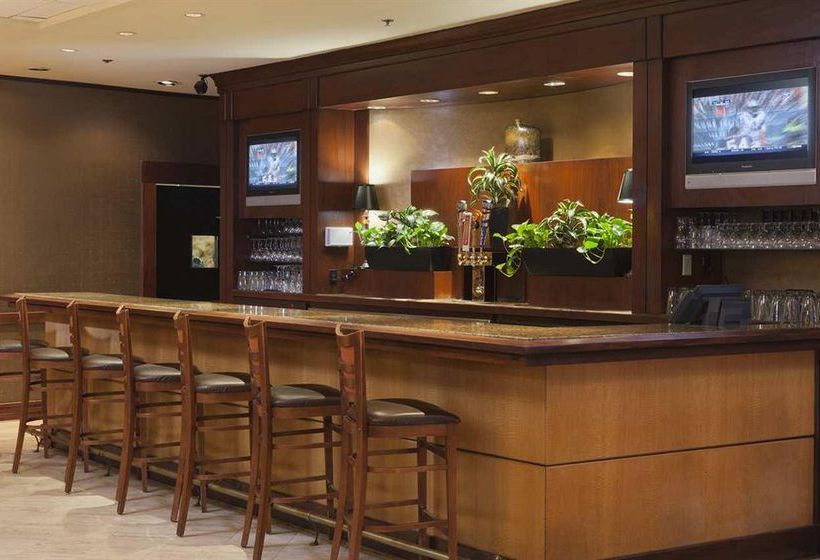 DoubleTree by Hilton Hotel Charlotte  | Charlotte | North Carolina | United States 10