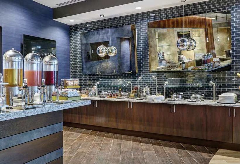 DoubleTree by Hilton Hotel Charlotte  | Charlotte | North Carolina | United States 13