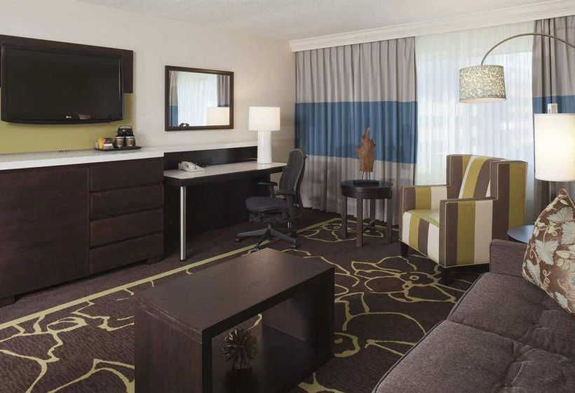 DoubleTree by Hilton Hotel Charlotte  | Charlotte | North Carolina | United States 3