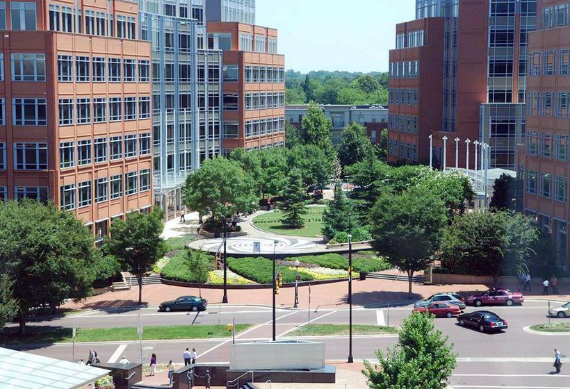 DoubleTree by Hilton Hotel Charlotte  | Charlotte | North Carolina | United States 4