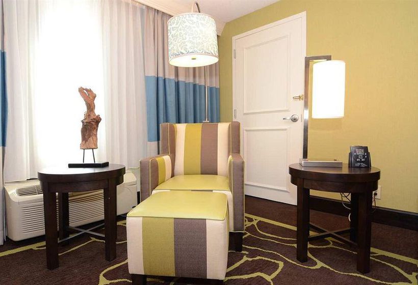 DoubleTree by Hilton Hotel Charlotte  | Charlotte | North Carolina | United States 8