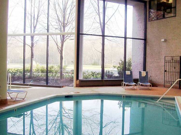 DoubleTree by Hilton Somerset Hotel & Conference Center  | Somerset | New Jersey | United States 16