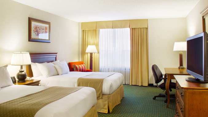 DoubleTree by Hilton Somerset Hotel & Conference Center  | Somerset | New Jersey | United States 18