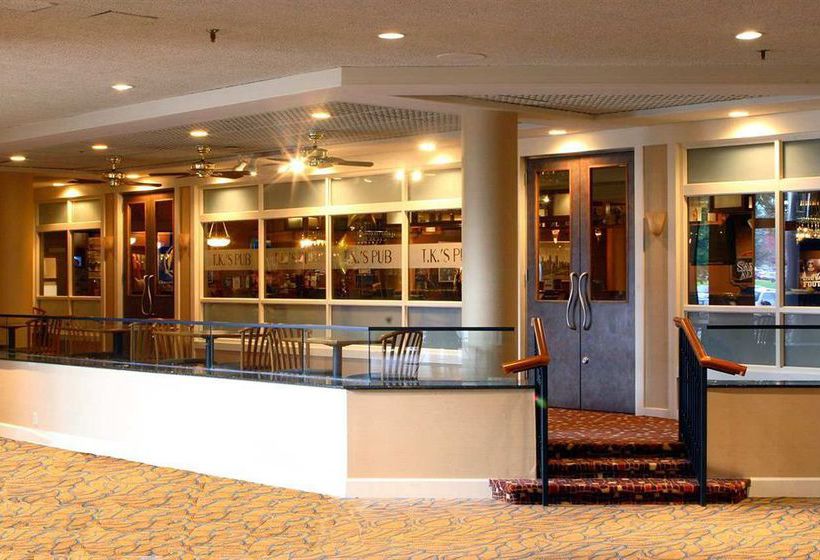 DoubleTree by Hilton Somerset Hotel & Conference Center  | Somerset | New Jersey | United States 5