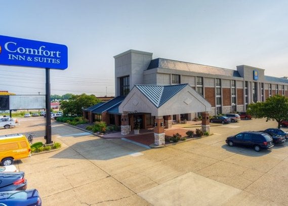 Hotel Comfort Inn & Suites Evansville Indiana