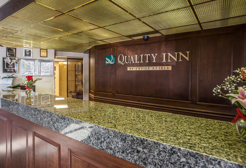 Hotel Quality Inn  | Schaumburg | Illinois | United States 10