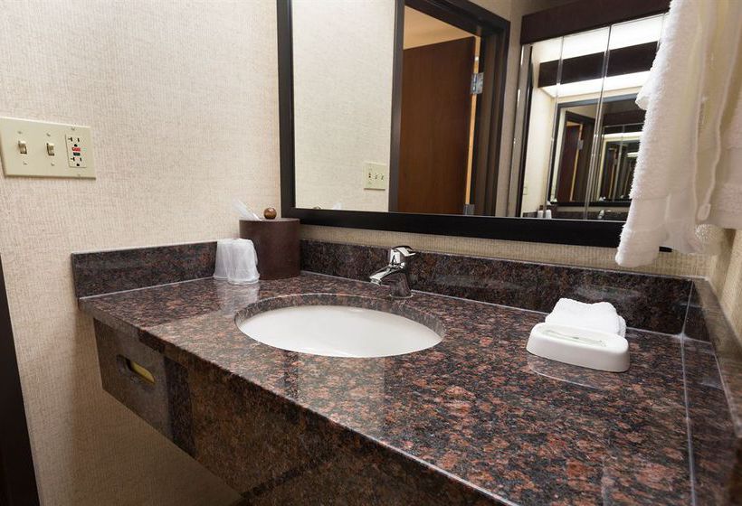 Hotel Drury Inn & Suites