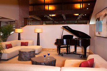 Hotel Ace Conference Center 