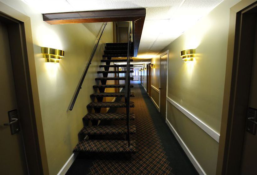 Hotel Econo Lodge  | Mansfield | Ohio | United States 5
