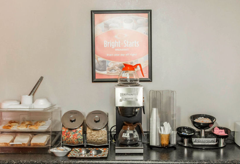 Hotel Econo Lodge Cincinnati  | Sharonville | Ohio | United States 10