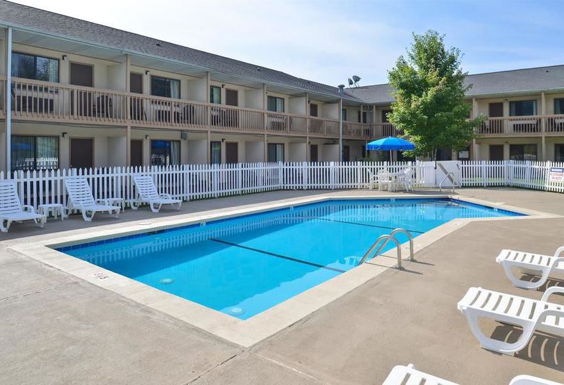 Hotel Days Inn Canton  | Canton | North Carolina | United States 13