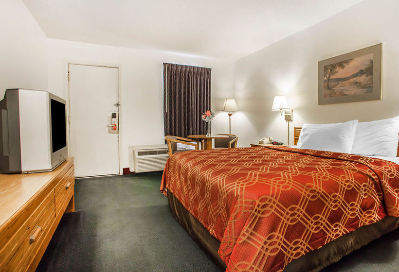 Hotel Econo Lodge  | Cameron | Missouri | United States 13