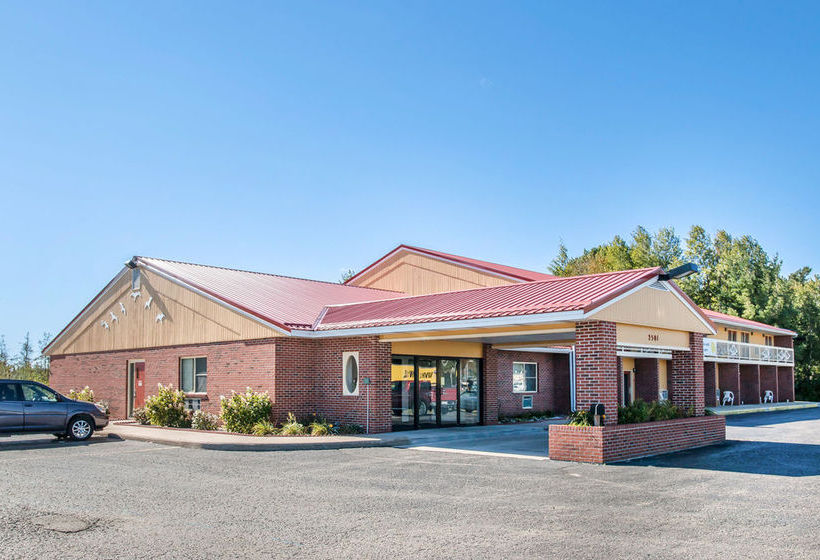 Hotel Econo Lodge  | Cadillac | Michigan | Estados Unidos 12