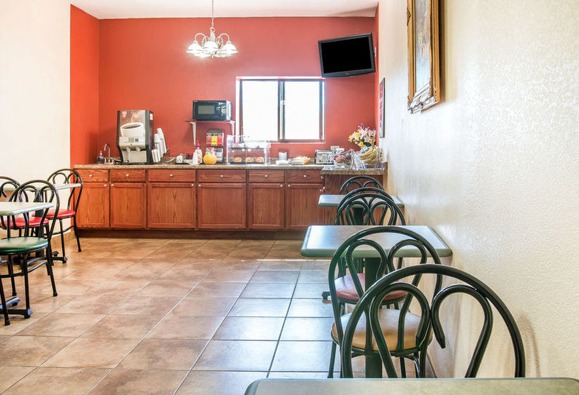 Hotel Econo Lodge  | Cadillac | Michigan | Estados Unidos 2