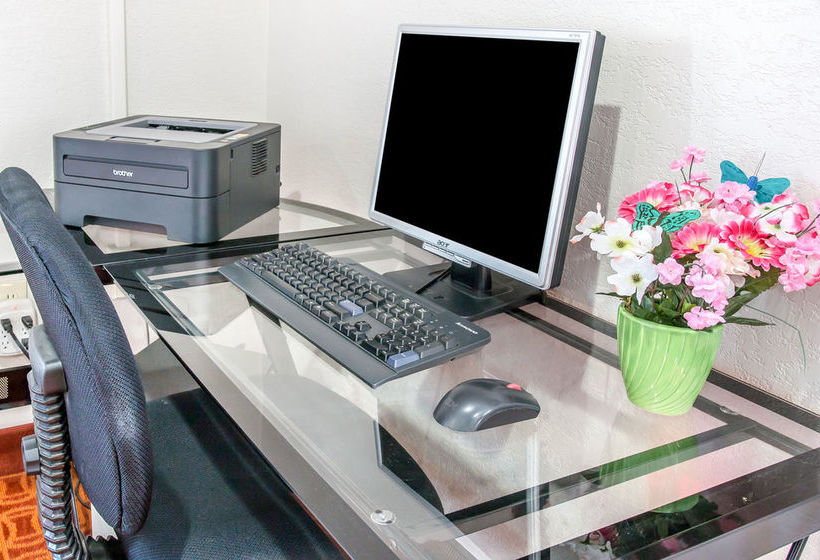 Hotel Econo Lodge  | Cadillac | Michigan | Estados Unidos 7