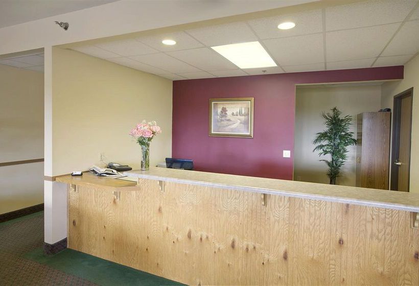 Hotel Americas Best Value Inn Gaylord  | Gaylord | Michigan | United States 4