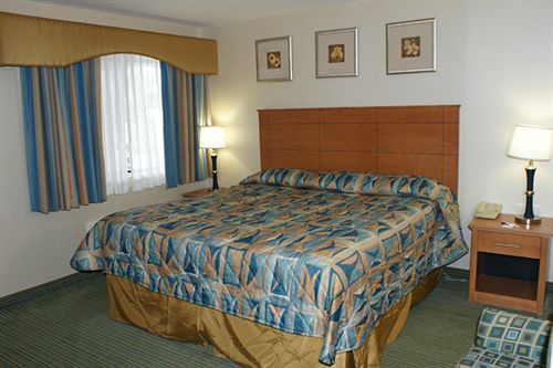 Hotel Express Inn Farmingdale  | Farmingdale | New Jersey | United States 2