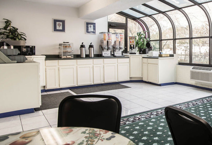 Hotel Econo Lodge Coliseum Area   | Charlotte | North Carolina | United States 3