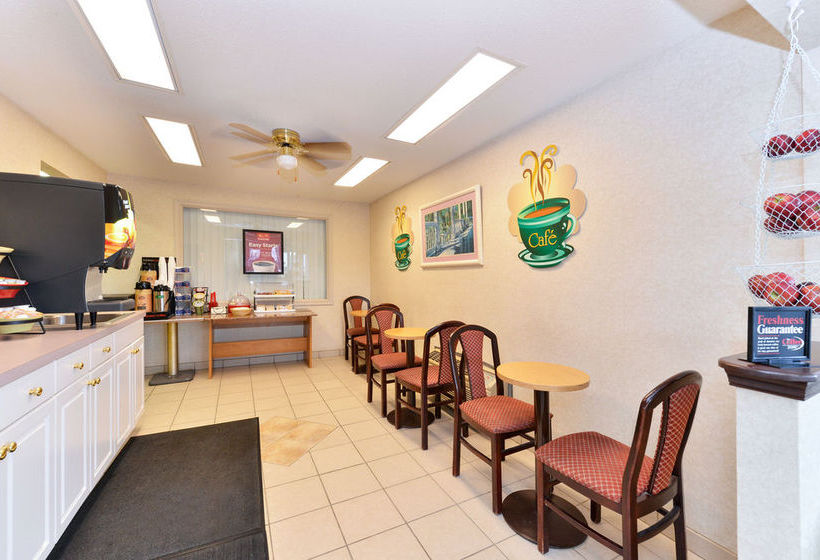 Hotel Econo Lodge Harrisonburg  | Harrisonburg | Virginia | United States 9