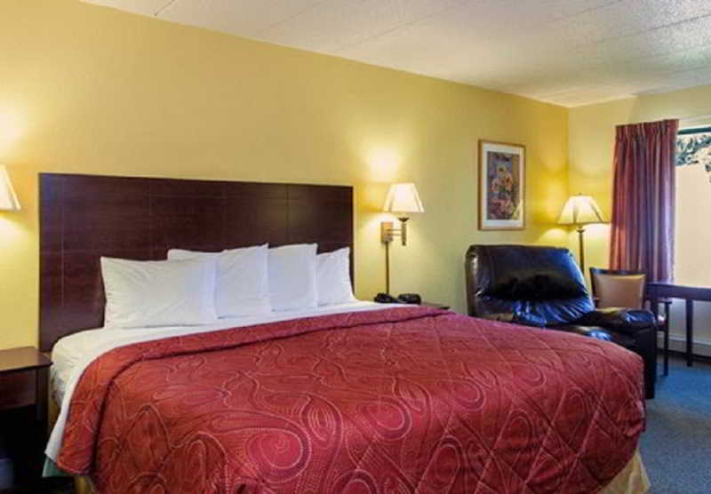 Hotel Econo Lodge South  | Rochester | Minnesota | United States 5