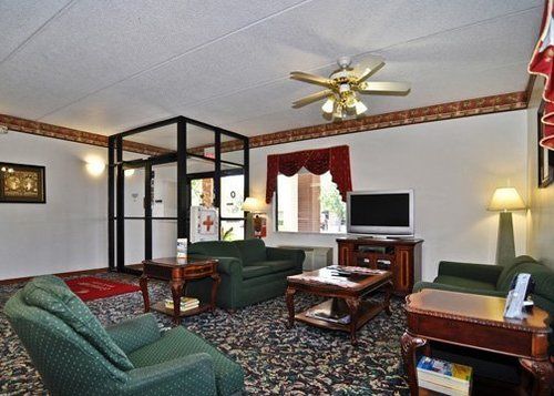 Hotel Econo Lodge Inn, & Suites Albany  | Albany | Georgia | United States 5