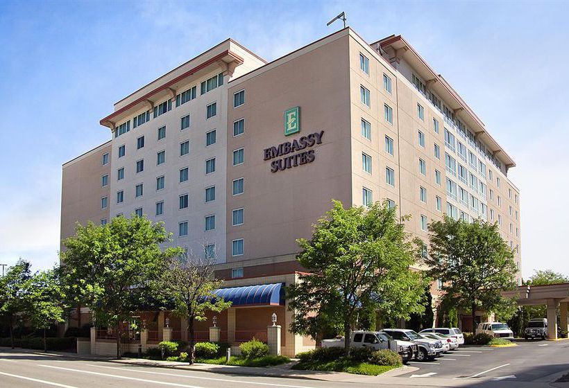 Hotel Embassy Suites Charleston Charleston West Virginia