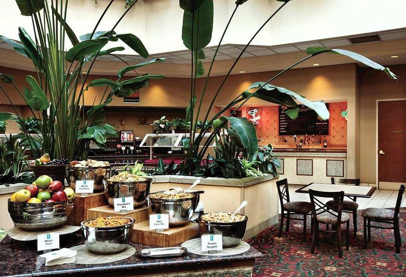 Hotel Embassy Suites Charleston  | Charleston | West Virginia | United States 11