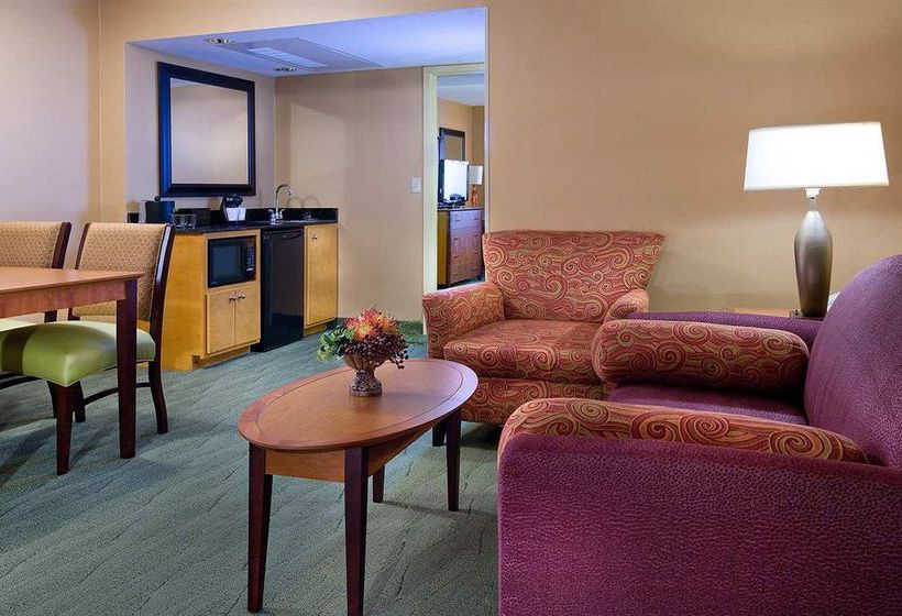 Hotel Embassy Suites Kansas City - International Airport  | Kansas City | Missouri | United States 5