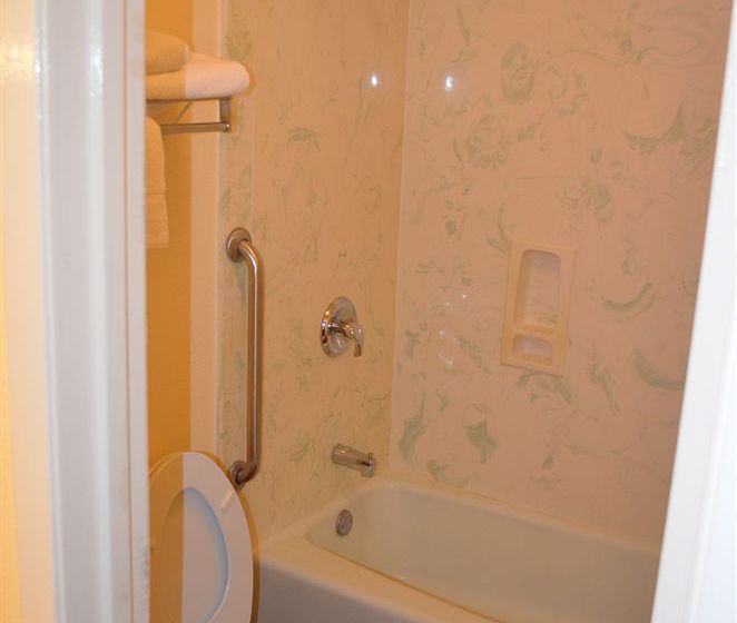 Summit Inn Hotel & Suites  | San Marcos | Texas | United States 15