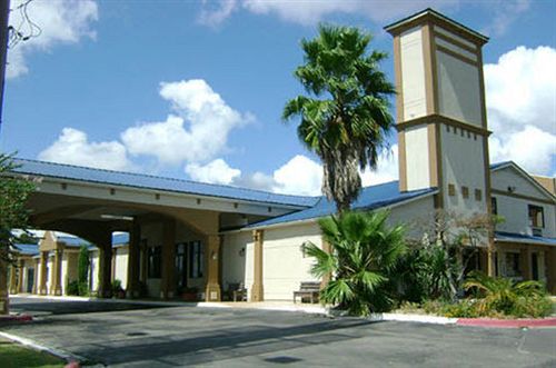 Summit Inn Hotel & Suites  | San Marcos | Texas | United States 17