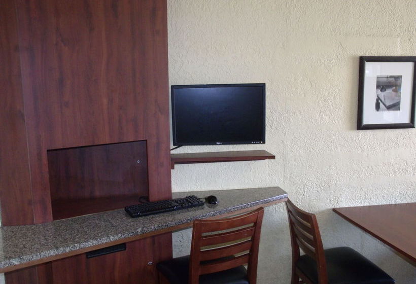 Hotel Travelodge Davenport  | Davenport | Iowa | United States 16