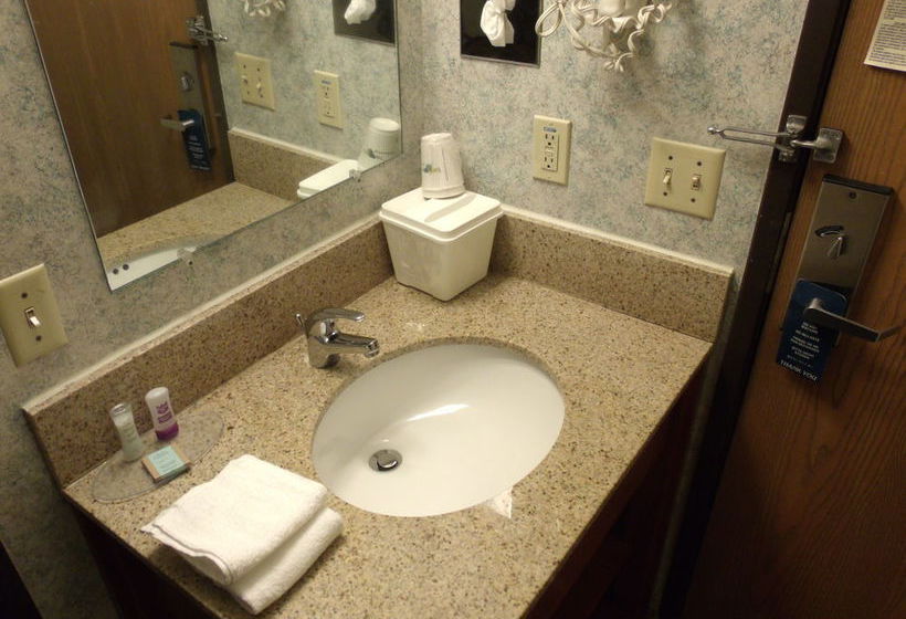 Hotel Travelodge Davenport  | Davenport | Iowa | United States 3