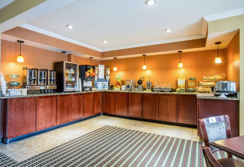 Hotel Quality Inn Colchester  | Colchester | Vermont | United States 17