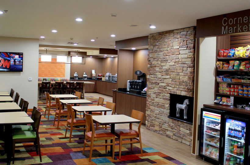 Hotel Fairfield Inn by Marriott Farmington  | Farmington | Michigan | United States 5