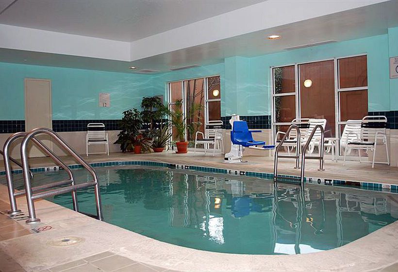 Hotel Fairfield Inn & Suites Atlanta Buckhead Atlanta Georgia