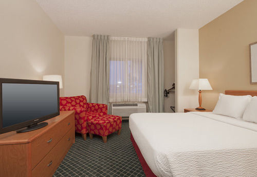 Hotel Fairfield Inn by Marriott Davenport  | Davenport | Iowa | United States 16