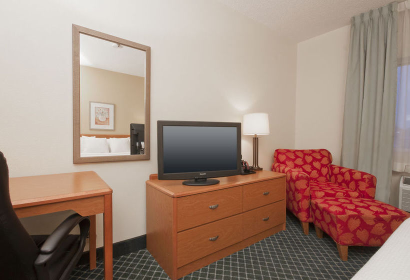 Hotel Fairfield Inn by Marriott Davenport  | Davenport | Iowa | United States 4