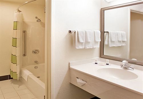 Hotel Fairfield Inn by Marriott Memphis  | Memphis | Tennessee | United States 16