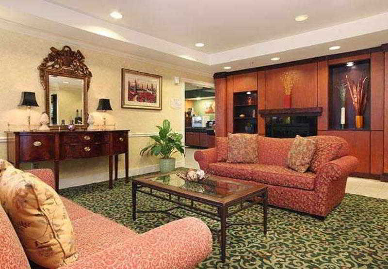 Hotel Fairfield Inn & Suites Atlanta at Six Flags 