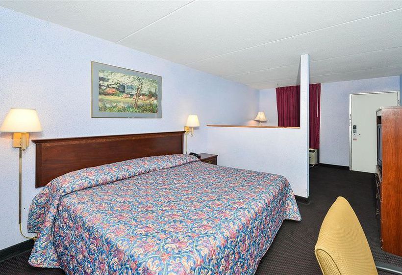 Hotel Americas Best Value Inn & Suites-Knoxville  | Knoxville | Tennessee | United States 11