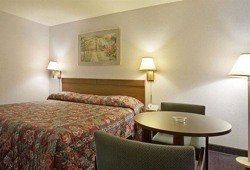 Hotel Americas Best Value Inn & Suites-Knoxville  | Knoxville | Tennessee | United States 4