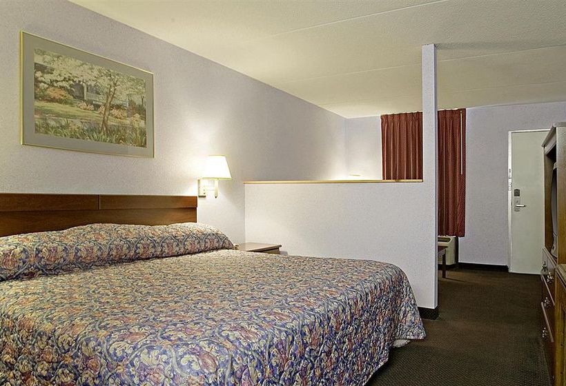 Hotel Americas Best Value Inn & Suites-Knoxville  | Knoxville | Tennessee | United States 6