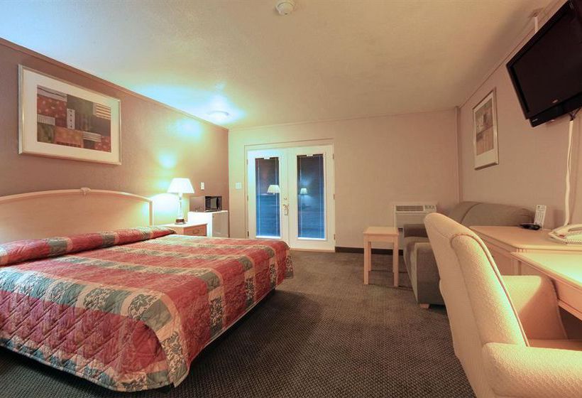 Hotel Americas Best Value Inn Salina  | Salina | Kansas | United States 2