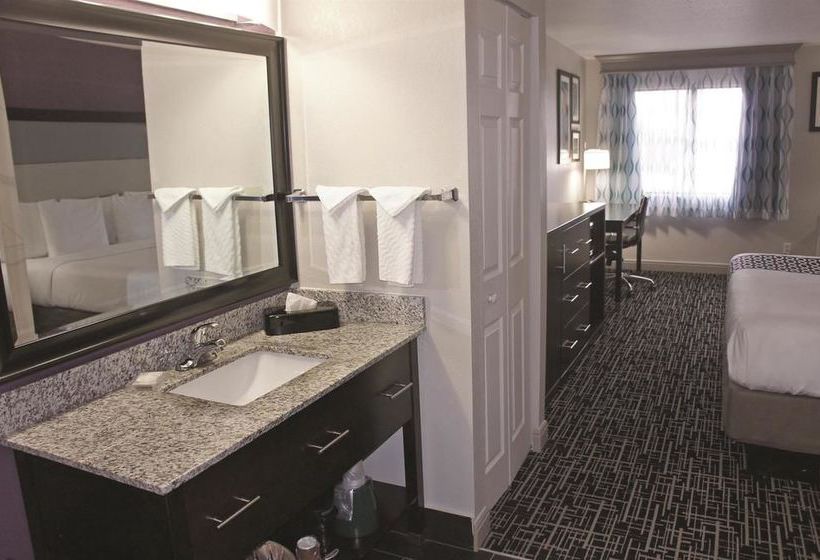 Hotel Fort Collins Plaza Inn  | Fort Collins | Colorado | United States 19