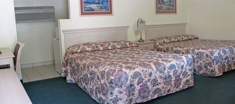 Hotel Frontier Lodge  | Glenwood Springs | Colorado | United States 13