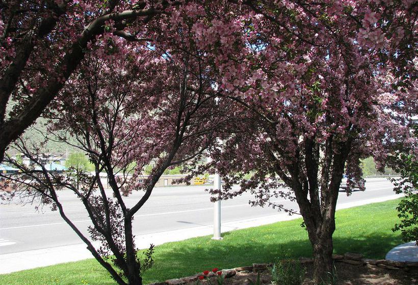 Hotel Frontier Lodge  | Glenwood Springs | Colorado | United States 5