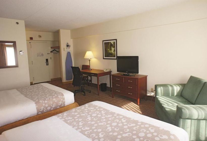 La Quinta Inn & Suites New Haven  | New Haven | Connecticut | United States 13