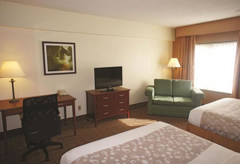 La Quinta Inn & Suites New Haven  | New Haven | Connecticut | United States 14